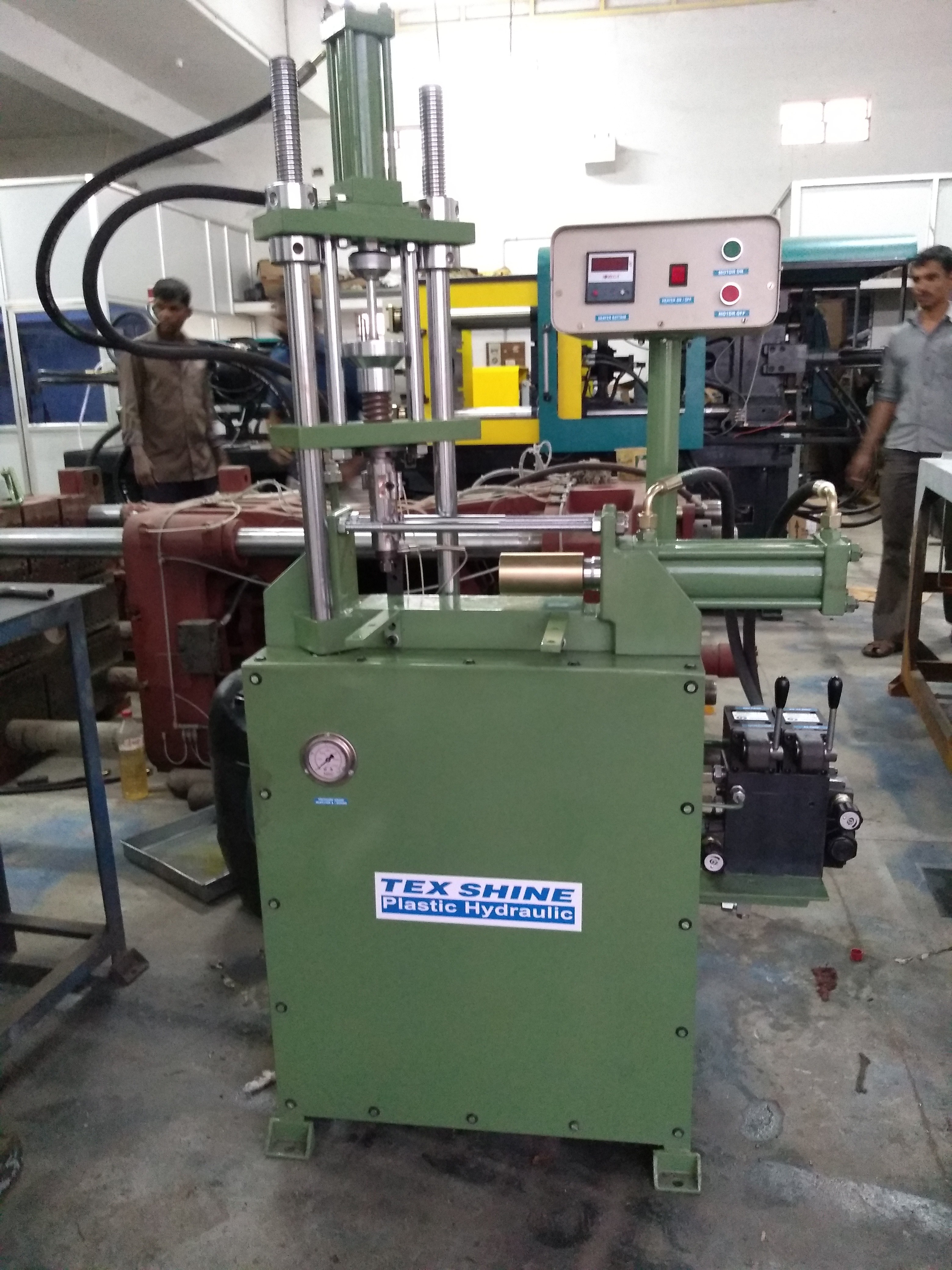 Plastic injection moulding machine in Bangalore